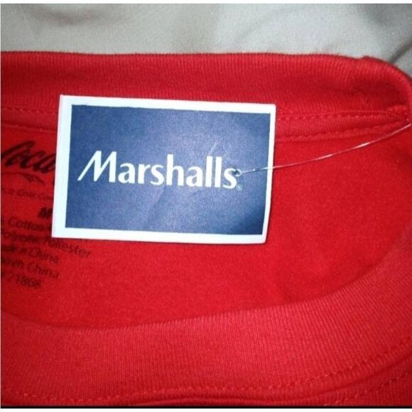 COCA-COLA RED CROP SWEATSHIRT SZ.M NWT. - Picture 4 of 5